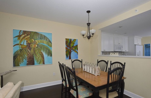 Indian Rocks Beach Condominio | Lulu's NEW WATERFRONT RARE 2 BAL 2 BD, 2 BA, SLEEPS 8-4 DAILY WATER PARK PASSES