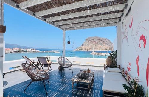Monemvasia Apartamento | LULU - Self Catering Accommodation