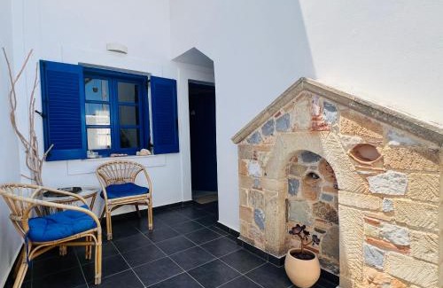 Monemvasia Apartamento | LULU - Self Catering Accommodation
