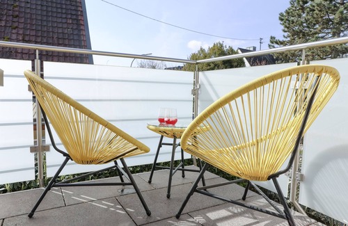 Richard-Strauss-Straße Apartamento | Lumen Homes - Design-apt. Nahe Audi und Altstadt, 3 Zimmer, Netflix