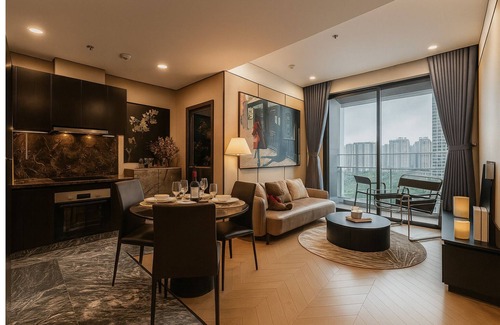 District 9 Apartamento | Lumière Riverside by Urban Home