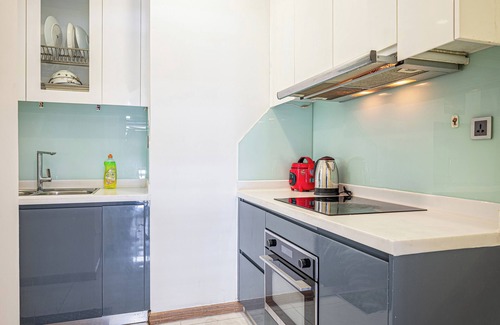 District 2 Apartamento | Lumière Vacation by Urban Home
