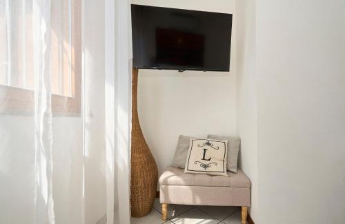 Dergano Apartamento | -LUMINOSA 5 STARS WITH BALCONY- Wifi Netflix 15 minutes from Duomo