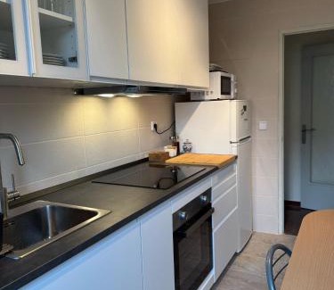 Canet de Mar Apartamento | Luminoso apartamento en Canet de Mar cercano a la playa y a Barcelona