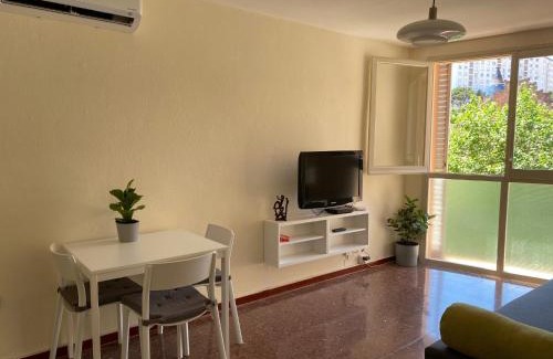 Canet de Mar Apartamento | Luminoso apartamento en Canet de Mar cercano a la playa y a Barcelona