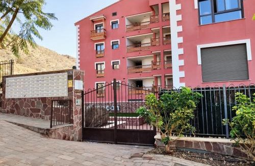 Palm-Mar Apartamento | Luminoso y Elegante, piscinas y pistas de pádel