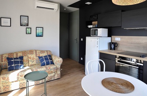 Jonzac Apartamento | LUMINOSO APARTAMENTO CON BALCON / TERRAZA AMENAGÉ - EN RESIDENCIA TRANQUILA
