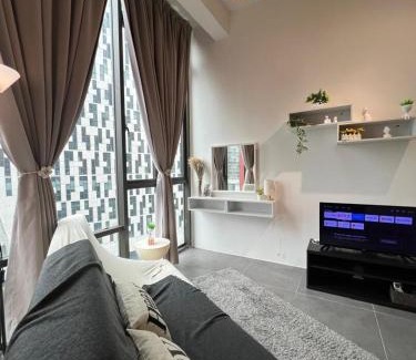 Damansara Perdana Apartamento | Luminous Home Empire Damansara