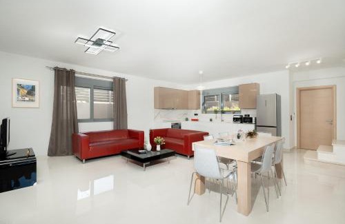 Porto Rafti Apartamento | Luna Apartment by A&D Properties