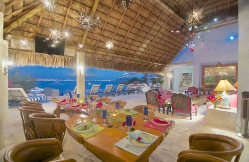 Penínsulas de Santiago Apartamento | Villa frente al mar ubicada en comunidad de lujo en Manzanillo