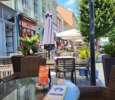 Sopron Apartamento | LUNA City Apartman