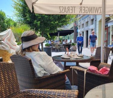 Sopron Apartamento | LUNA City Apartman