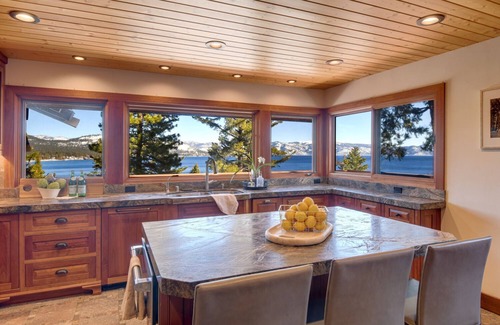 Carnelian Bay Casa | Luna Del Lago - Luxury Pano Lake Views, Sleeps 8, Hot Tub