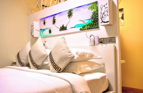 Lhaviyani Atoll Casa | Luna lodge