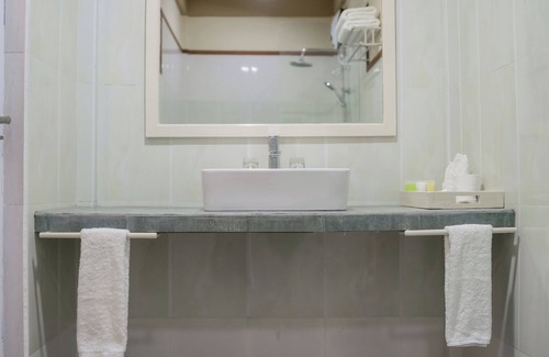 Lhaviyani Atoll Casa | Luna lodge