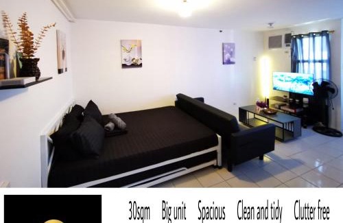 Balibago Apartamento | Luna staycation Cozy Condo near Enchanted Kingdom