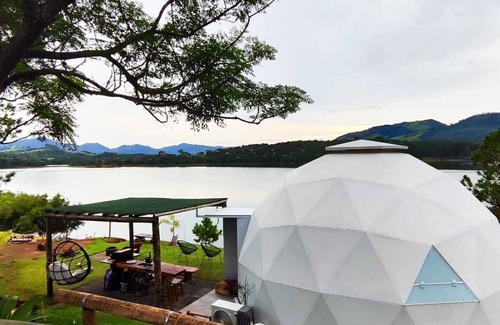 Joanopolis Chalet De Esquí | Lunar Home Pé na Água