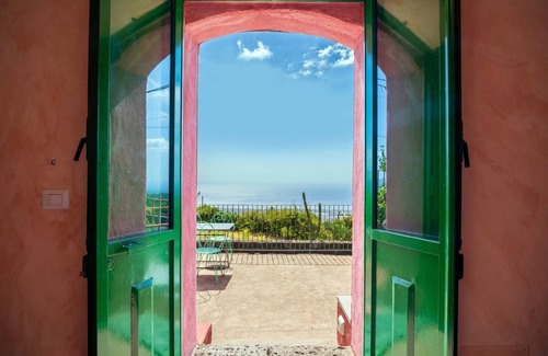 Mascali Casa | Lunarosa, scenic country cottage in Montargano.