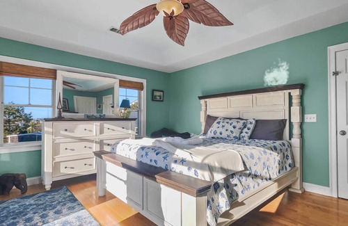 Newburyport Casa | Fall Deal! Rodeado de vistas al mar, terraza privada, suite privada, bañera de hidromasaje: Luney Dunes Penthouse