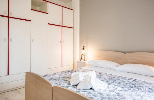 Luni Mare Apartamento | Luni Mare Modern Balcony Flat