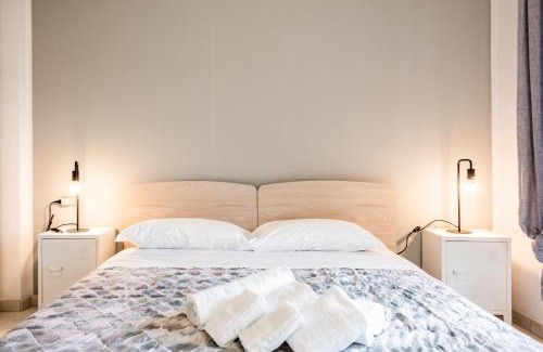 Luni Mare Apartamento | Luni Mare Modern Balcony Flat