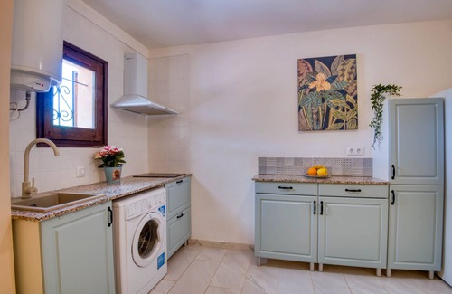 Bellcaire d'Emporda Apartamento | LUNICE: Apartamento en Bellcaire con gran terraza y vistas a la naturaleza