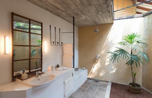 Aturuwella Hotel | Lunuganga Estate