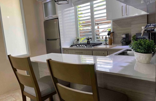 Playa Fortuna Apartamento | Retiro en la playa de Luquillo - 2 unidades privadas, una al lado de la otra