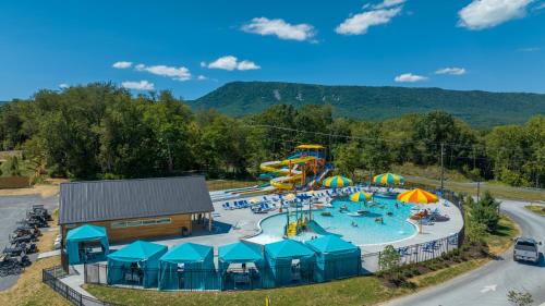 Luray Casa | Luray RV Resort on Shenandoah River
