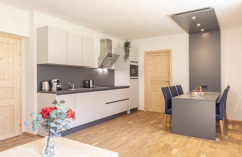 Eisenerz Apartamento | Lujoso apartamento en Estiria con jacuzzi