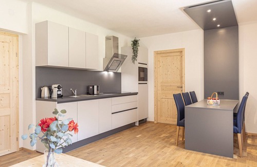 Eisenerz Apartamento | Lush Apartment in Styria With Whirlpool