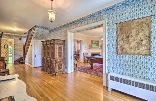 Jonesville Casa | Lush Elkin Home with Porch Views and Pool Table