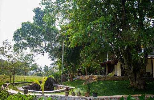 Unawatuna Casa | Lush Green Villa
