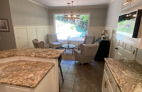 Oxford Casa | Lush privacy with a pool & close to everything!