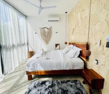 Chemuyil Apartamento | Lush Tulum Jungle Penthouse with Ensuite Rooftop Pool & HighSpeed Wifi