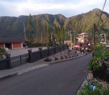 Ngadisari Casa | Lusman Homestay Bromo