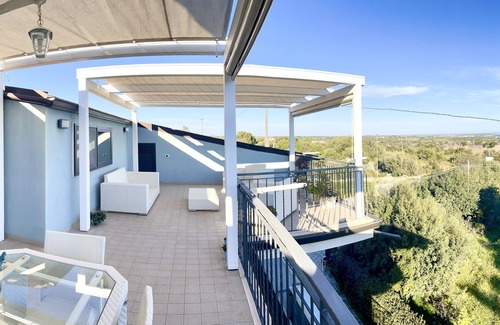 Bosco Pisana Apartamento | Lussuoso Attico Panoramico vista Mare in residence