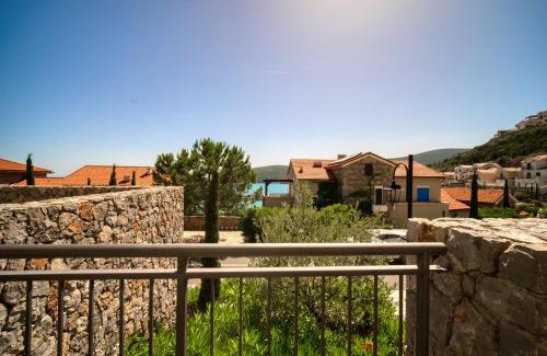 Radovici Apartamento | Lustica Bay Apartment Mila by 2BHome