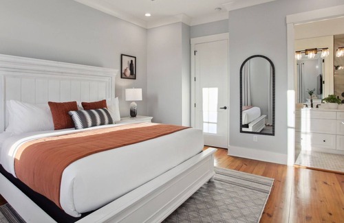 Irish Channel Casa | Lustrous NOLA Reno | Hot Tub