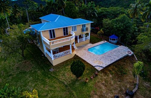 El Limon Villa | Lutix Village