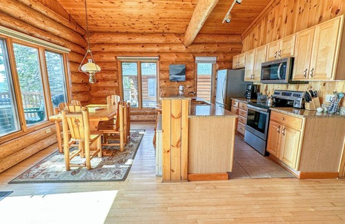 Tofte Cabina | Lutsen Log Cabin 409 - Lusen, Minnesota - Lake Superior
