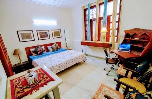 South Extension Casa | Lutyen's Delhi Neighbourhood Prime Stay