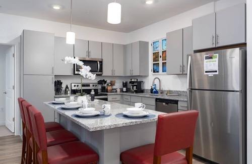 Pelham Apartamento | Lux 2 BR w/private 2 bath Mins to Oak Mtn St Park