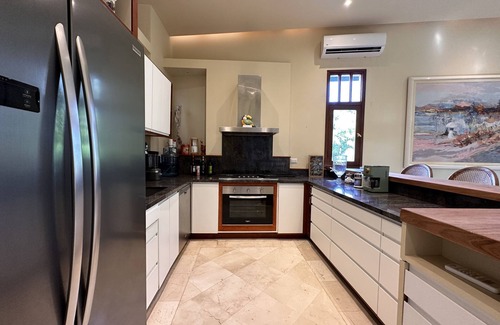 Zona Colonial Apartamento | Lux 2-Level Townhouse with Stunning Historic Views