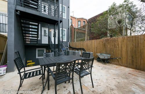 Southeast Apartamento | LUX 2BR Apartment in DC with Patio
