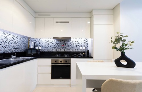 Sheikh Zayed Road Apartamento | Lux 2BR Aykon Escape in Business Bay