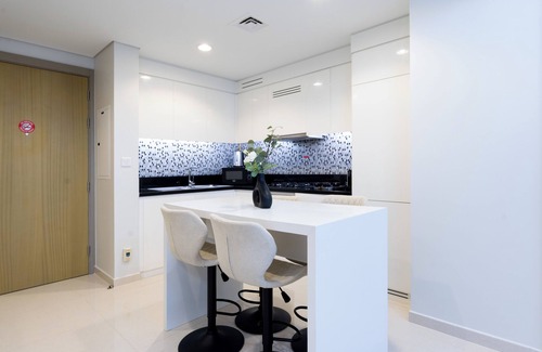 Sheikh Zayed Road Apartamento | Lux 2BR Aykon Escape in Business Bay