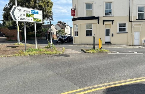 Folkestone Apartamento | Lux 2BR Flat Folkestone Habour