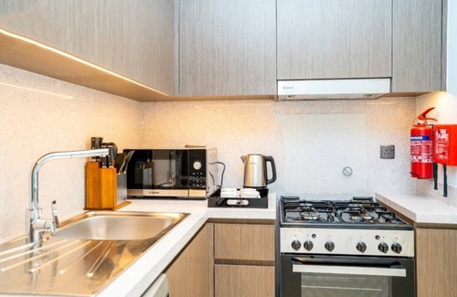 Al Sufouh 1 Apartamento | Lux Apartment, ACT One, 7 Min to Burj Khalifa