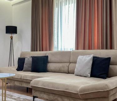 Tirana Apartamento | Lux Apartment at Arlis(dibra street)
